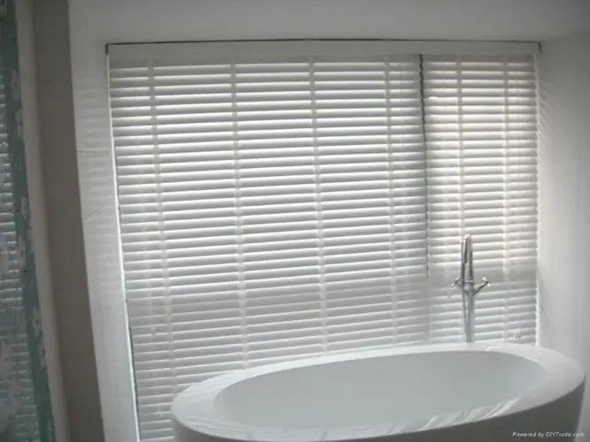 Exploring the Advantages and Disadvantages of PVC Shutters i